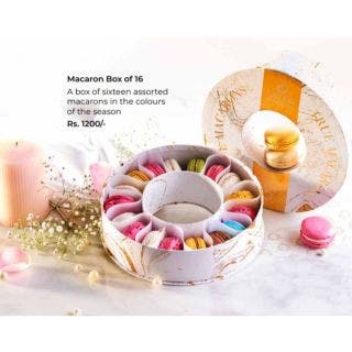 Smoor Macaron Box of 16